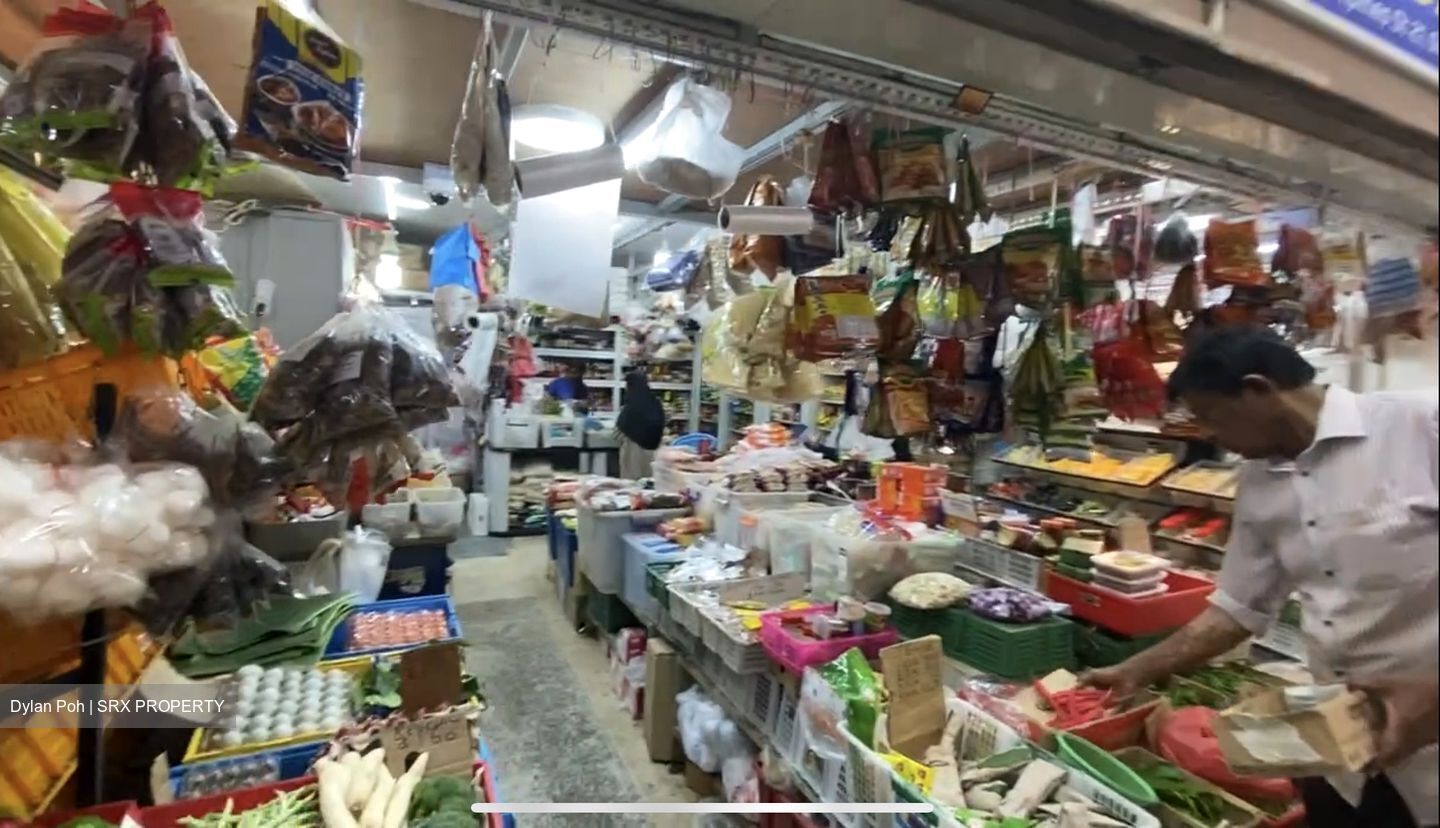 201C TAMPINES STREET 21 (D18), Shop House #555838631